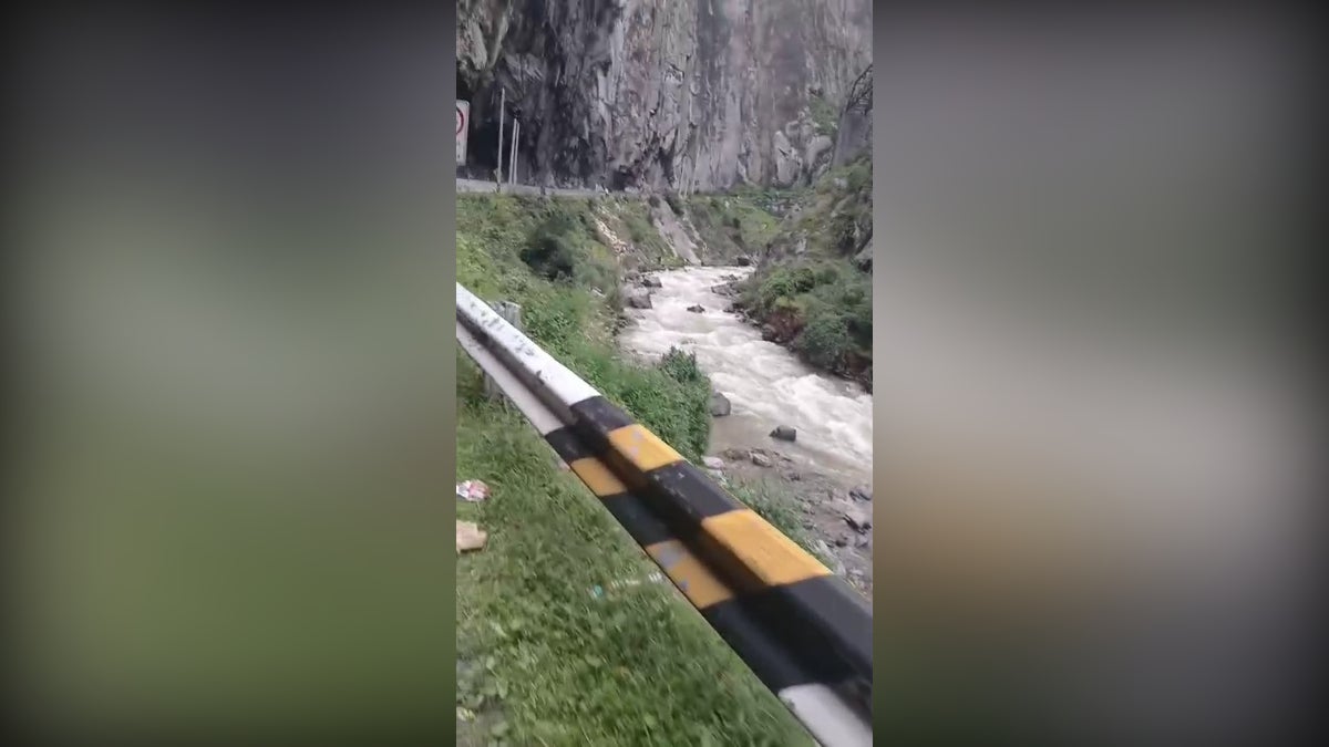 Alison Carhuas Carvajal, de 9 años, cayó al río Rímac el último lunes tras un accidente de tránsito cuando se desplazaba con su madre en una miniván. 