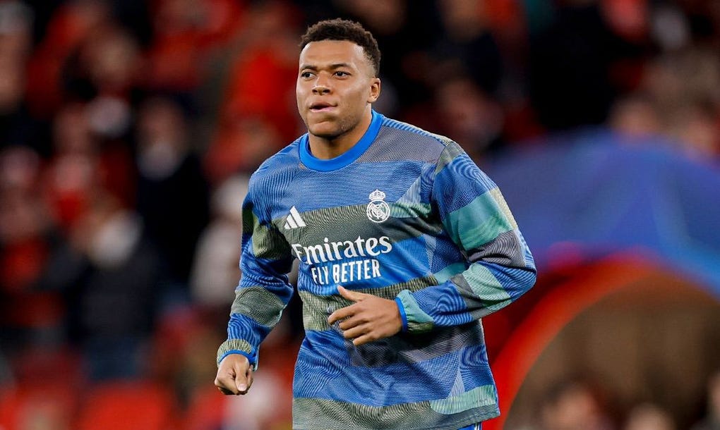 Kylian Mbappé - lesionado.