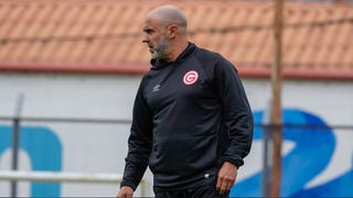 Sin Sudamericana y sin técnico: Garcilaso anunció salida de Hernán Lisi