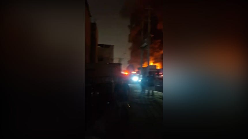 Incendio en Comas: Más de 20 unidades de los bomberos trabajan para controlar la emergencia