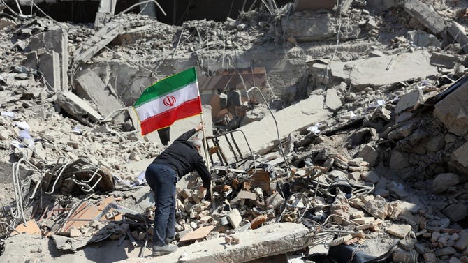 Futuro incierto en Irán tras muerte de Alí Jamenei y ofensiva de EE.UU. e Israel, alerta internacionalista