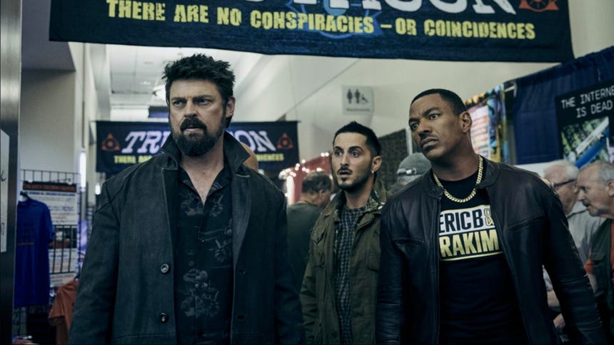 Karl Urban, Tomer Capone y Laz Alonso con sus personajes en la serie The Boys.