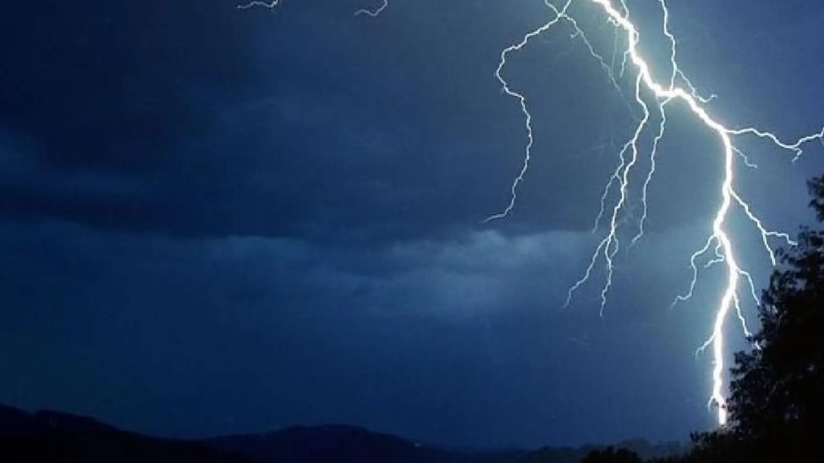 Dos muertos, entre ellos un niño de tres años, deja caída de rayo en Andahuaylas