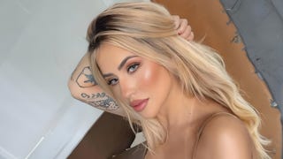 Violento ataque en Brasil: disparan contra modelo de OnlyFans en pleno velorio de su mamá