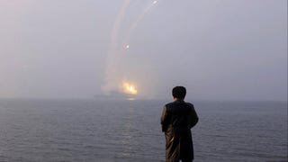 Corea del Norte realizó lanzamiento de misiles crucero desde su nuevo destructor [FOTOS]