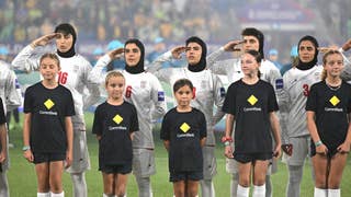 Cambio de actitud: futbolistas iraníes cantaron su Himno en el segundo partido de la Copa Asiática Femenina 2026 [FOTOS]