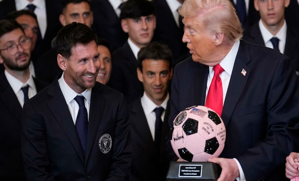 En su discurso, el mandatario afirmó que Lionel Messi es mejor jugador que Pelé, a quien dijo haber visto jugar con el Cosmos de New York.