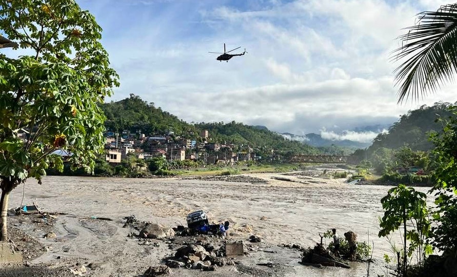 El desborde del río Sanquirhuato, en el distrito de Ayna, en la provincia de La Mar, en la región Ayacucho, ha dejado cerca del 30 % de la ciudad afectada.