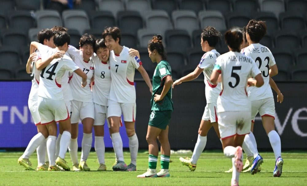 La Selección de Corea del Norte sigue con paso firme su participación en la Copa Asiática Femenina 2026. Esta vez, aplastó 5-0 a Bangladesh, por la segunda fecha de la Fase de Grupos.