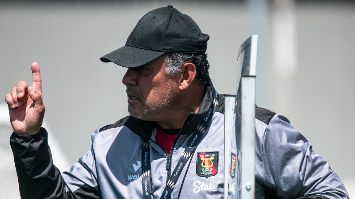 Lamento dominó: Juan Reynoso habló tras la eliminación de Melgar en la Copa Sudamericana 2026