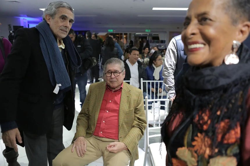 Escritores e instituciones culturales reaccionaron tras la muerte de Alfredo Bryce Echenique.