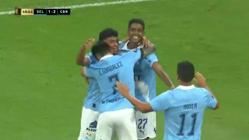 Maxloren Castro marcó el 1-2 para Sporting Cristal