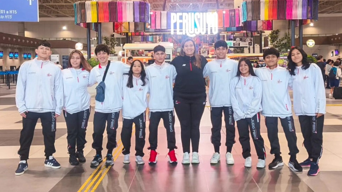 El equipo peruano es entrenado por  Yuliana Bolívar.