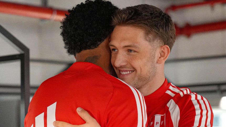 Selección Peruana llegó a Francia para enfrentar a Senegal [FOTOS]