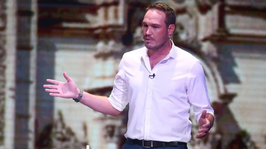 George Forsyth asegura que “desde el primer día” tomará el control de los penales con militares