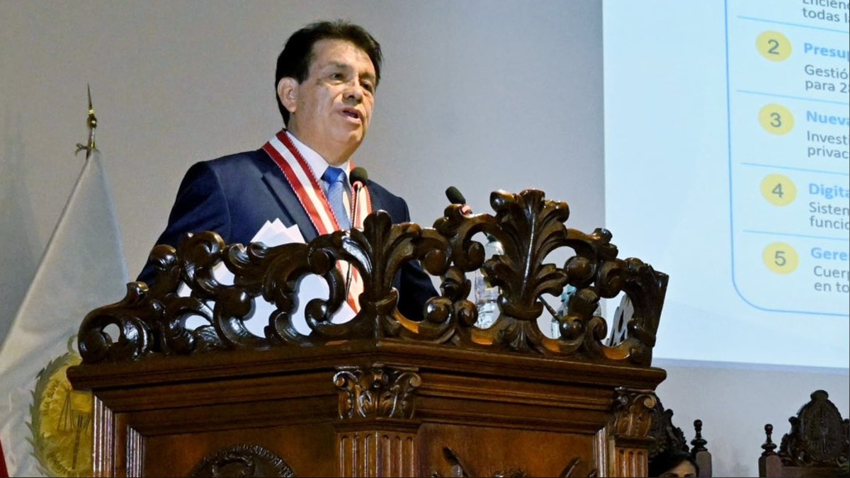 Tomás Gálvez juró como fiscal de la Nación para el periodo 2026-2029. 
