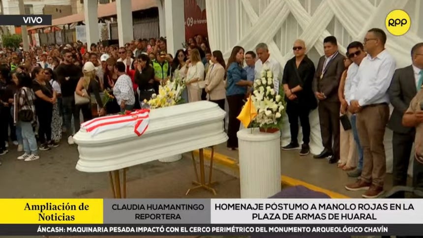 “En cada huaralino vas a vivir”: Manolo Rojas recibió homenaje póstumo en Plaza de Armas de Huaral
