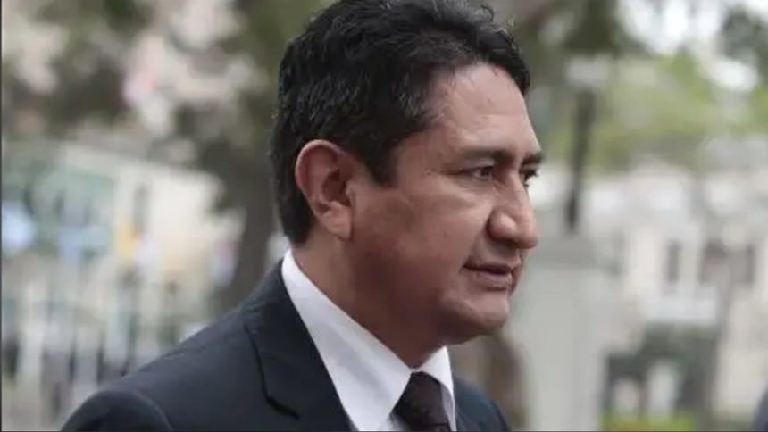 Poder Judicial renovó órdenes de ubicación y captura de Vladimir Cerrón