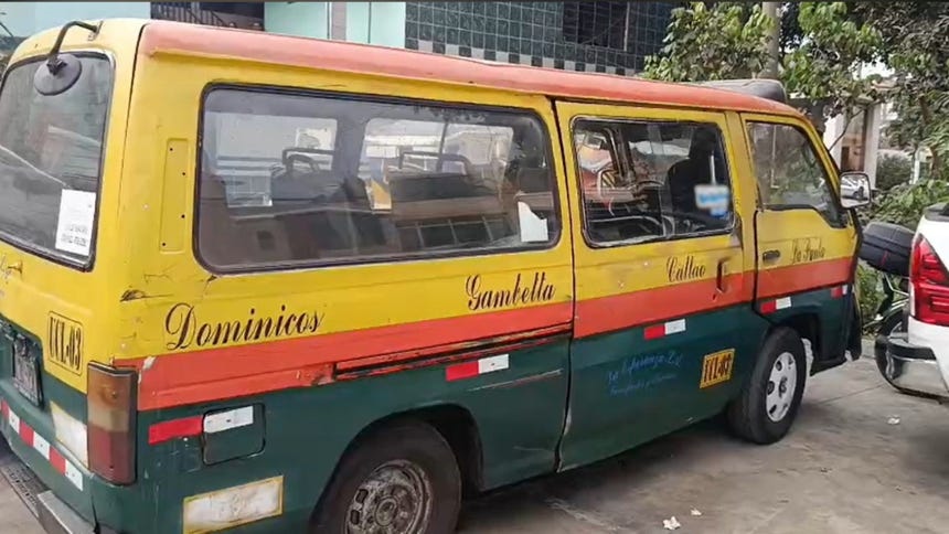 Cercado de Lima: Policía Nacional captura a menor que habría intentado incendiar una combi