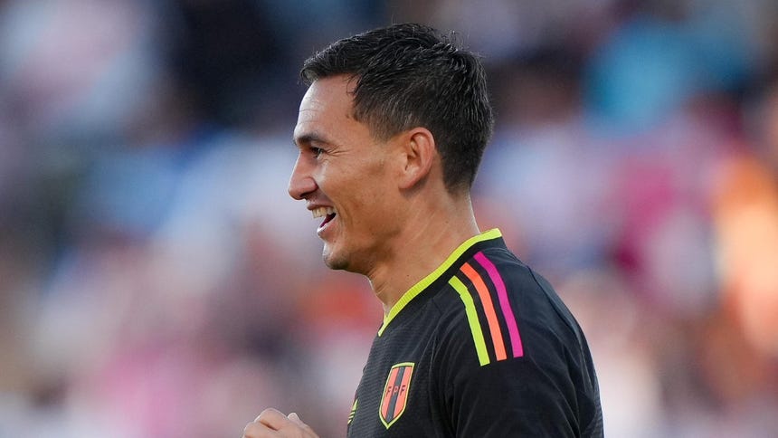 ¡Jairo está on fire! Vélez anotó el 2-1 de Perú ante Honduras en amistoso internacional [VIDEO]