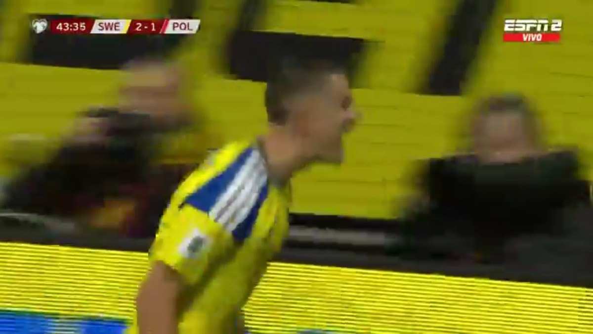 Lagerbielke anota el 2-1 para Suecia