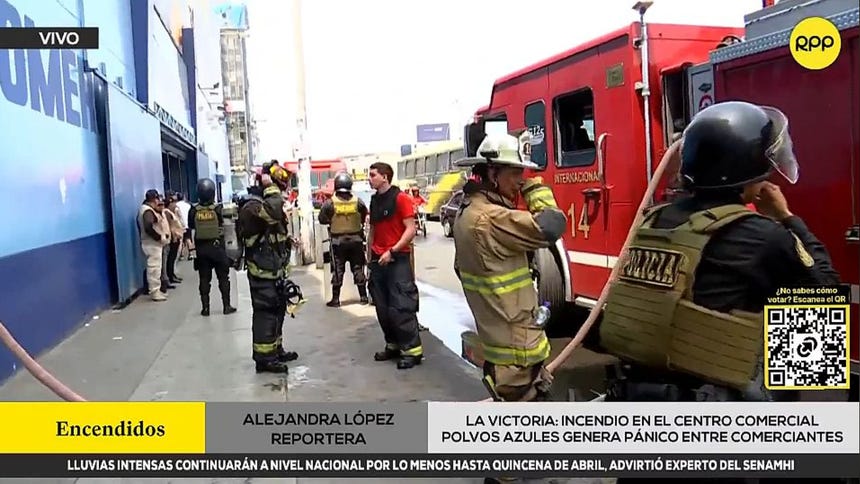 Alarma en Polvos Azules: incendio causó pánico entre comerciantes y clientes [VIDEO]