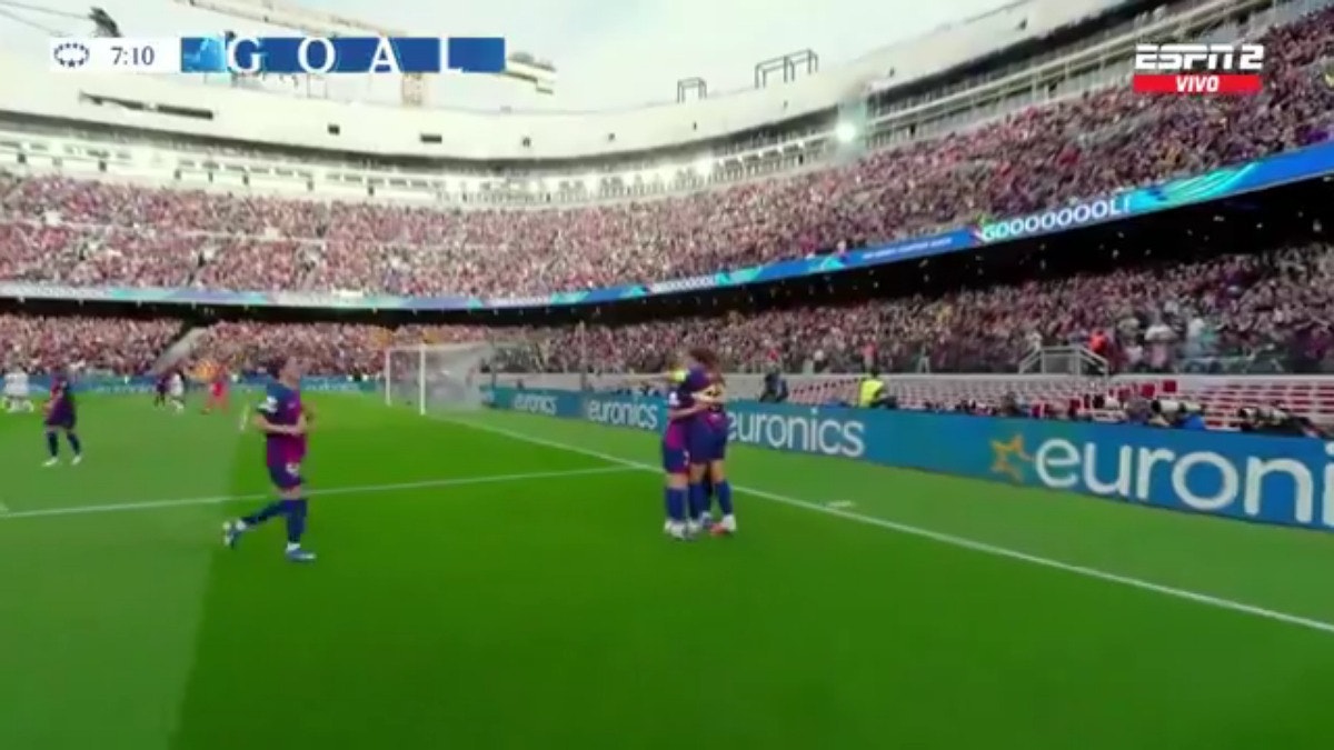 Alexia Putellas marca el 1-0 para Barcelona