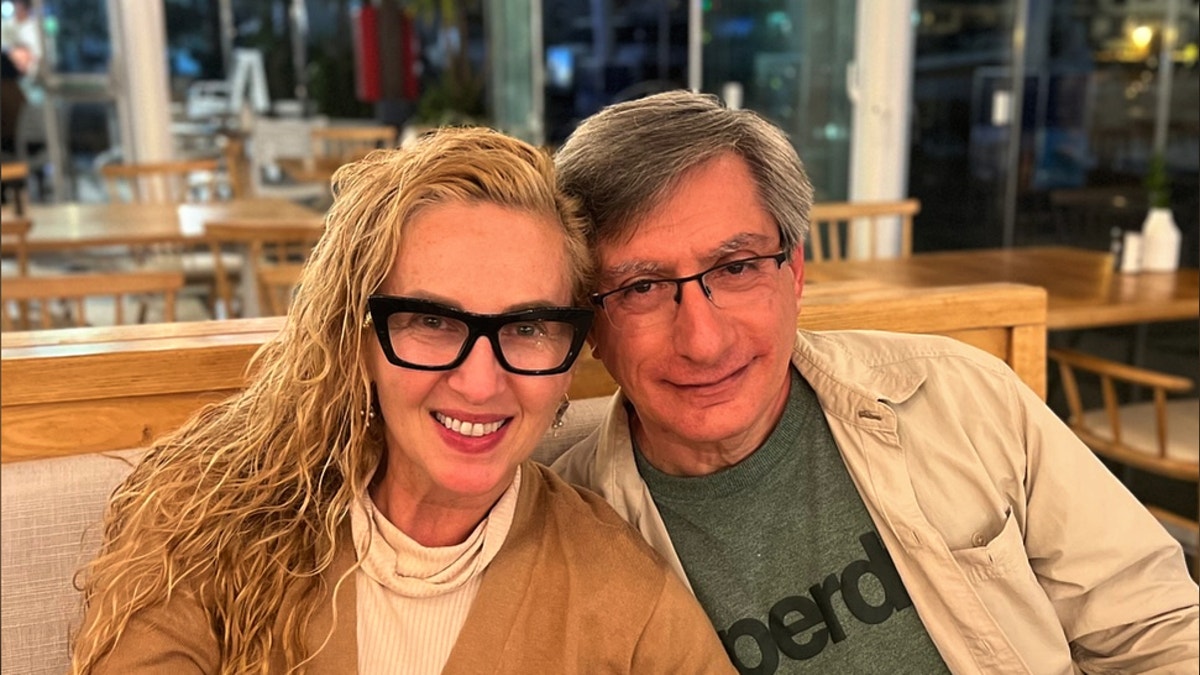 Federico Salazar no descartó regresar con Katia Condos tras anunciar su separación.