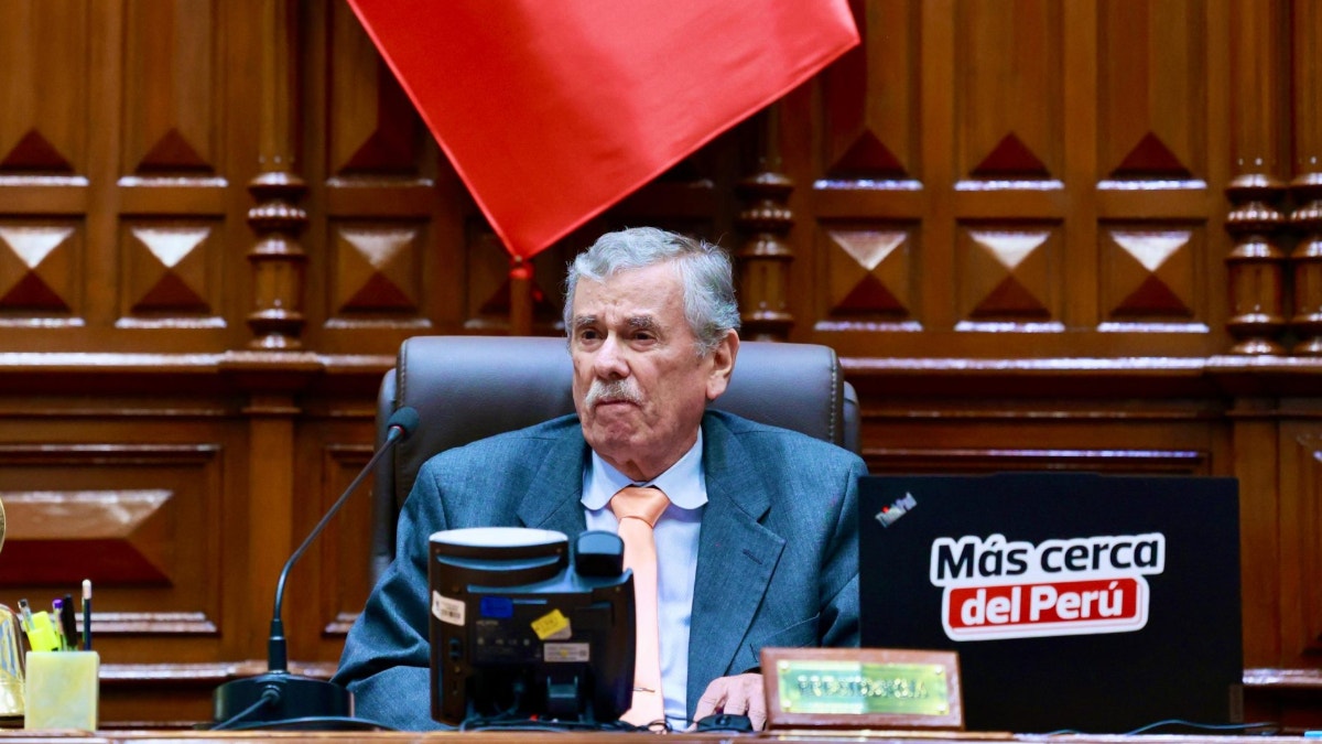 Fernando Rospigliosi fue hallado responsable del delito de difamación agravada contra Delia Espinoza