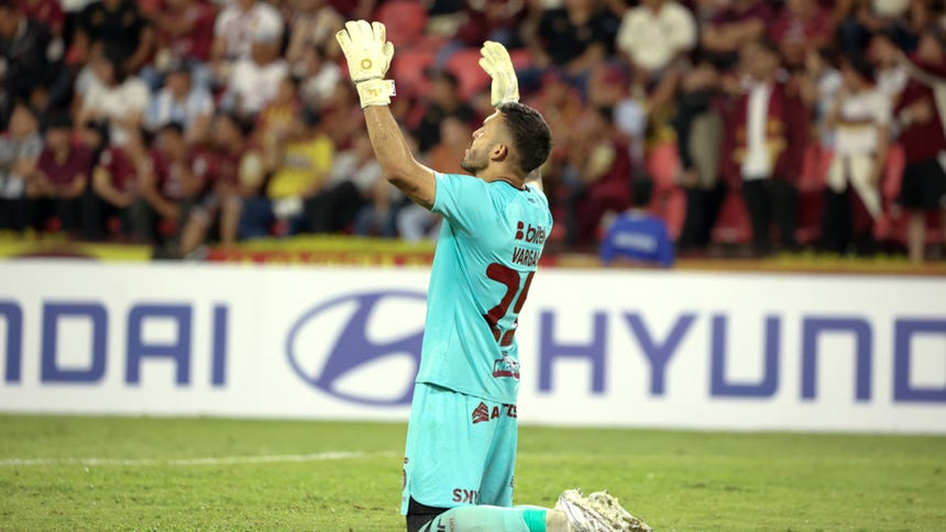 Conmebol elogió a Miguel Vargas tras el empate de Universitario ante Tolima: 
