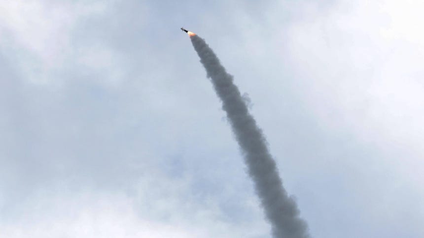 TEL AVIV BAJO MISILES: Hezbolá intensifica ataques desde Líbano