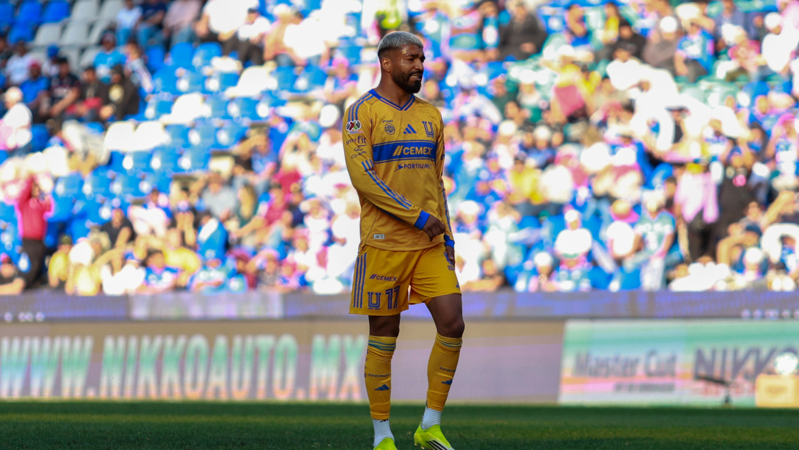 Chivas necesita sumar de a 3 puntos para mantenerse en la cima