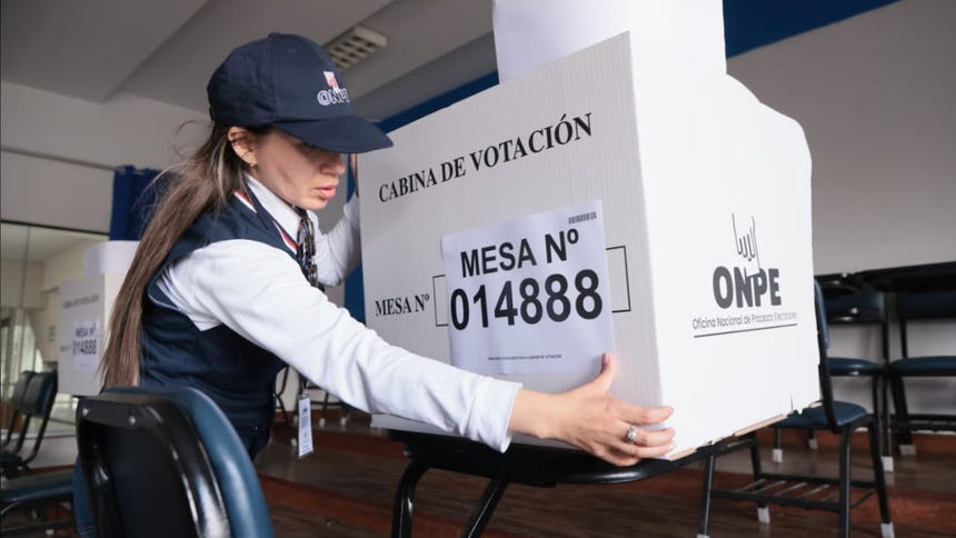 Elecciones 2026: candidatos a la presidencia emitieron su voto en medio de reportes por demoras de material electoral en Lima