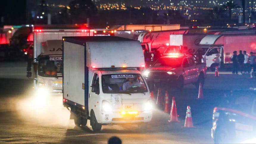 Candidatos presidenciales cuestionaron demora en entrega del material electoral