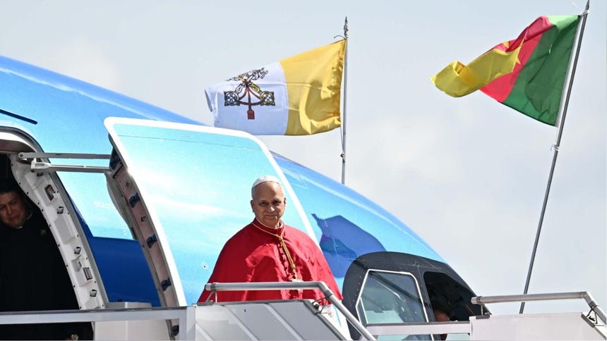 León XIV llegó a Camerún, segunda etapa de su viaje a África [FOTOS]