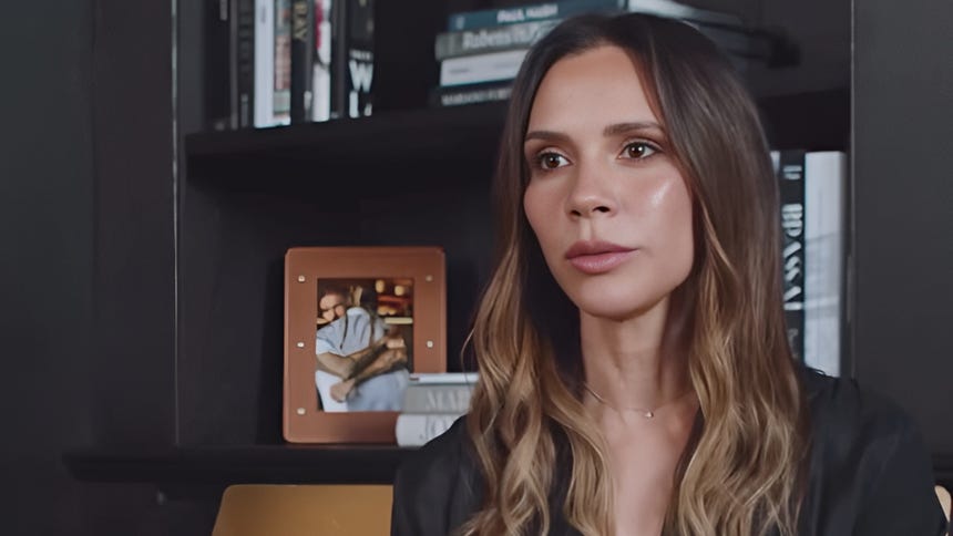 Victoria Beckham habla por primera vez acerca de su polémico distanciamiento con su hijo Brooklyn