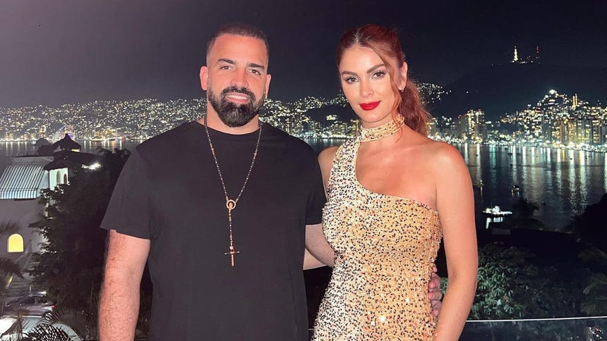 Laura Spoya exige a Brian Rullan que no hable de su vida privada ni desacredite su rol de madre