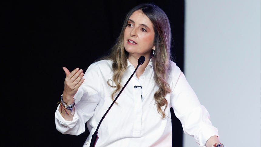 Colombia: Álvaro Uribe denuncia un posible 