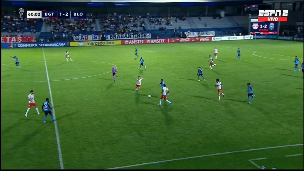 Así fue la expulsión de Diago Giménez ante Blooming.