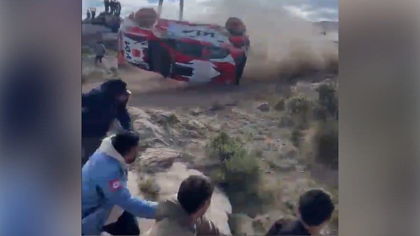 Tragedia en el Rally Sudamericano: auto en competencia se despista y deja un muerto y dos heridos tras volcadura