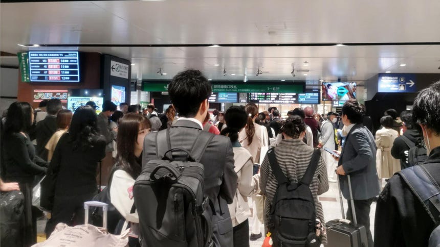 Japón retira la alerta por tsunami tras el terremoto de magnitud 7,7 con al menos 1 herido
