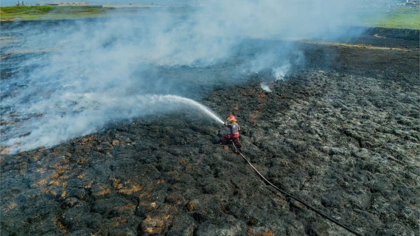 Áncash: incendio forestal cumple segundo día y supera las 10 hectáreas afectadas en Nuevo Chimbote [FOTOS]