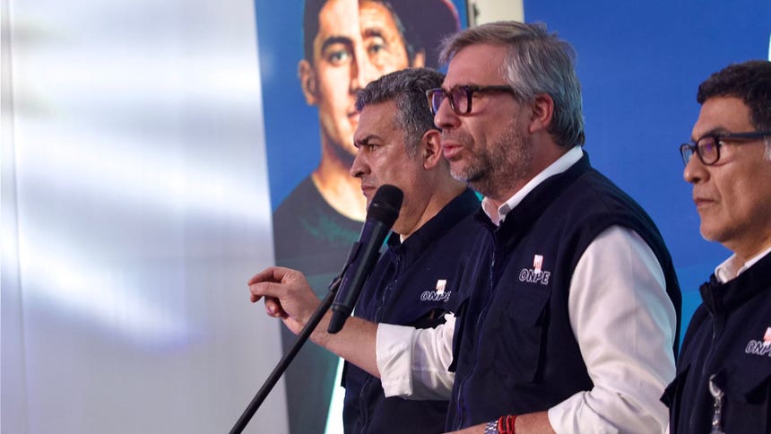 Piero Corvetto presentó su renuncia como jefe de la ONPE