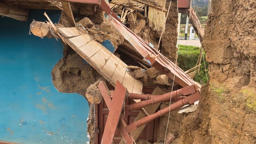 La Libertad: intensas lluvias en Pataz ocasionan el colapso de colegio y 300 alumnos se ven afectados