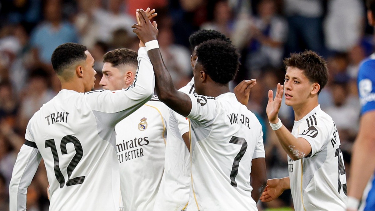 Partidos de hoy, viernes 24 de abril de 2026: horarios y canales TV para ver EN VIVO LaLiga y Premier