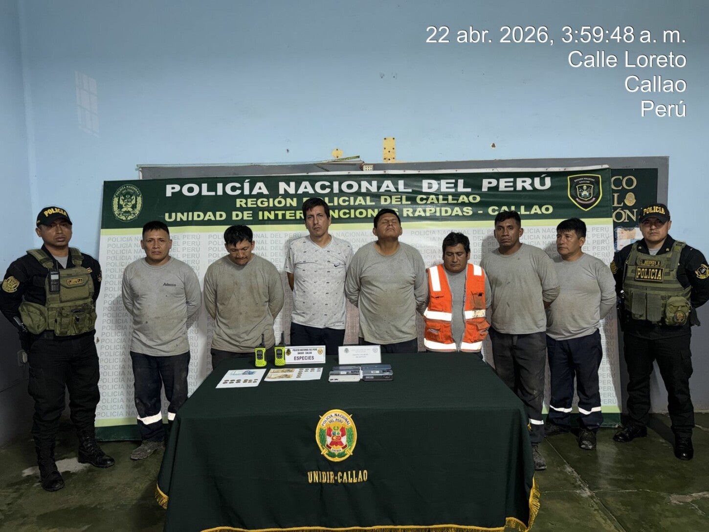 Siete personas fueron detenidas por la PNP durante la intervención. 