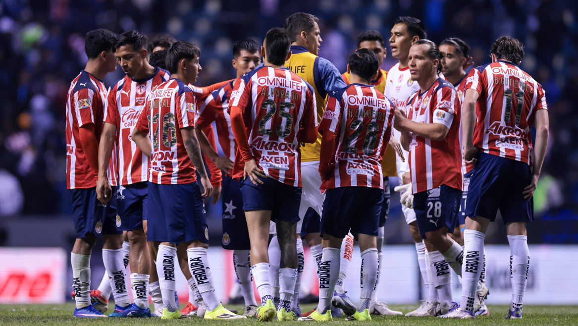 Chivas marcha como líder y busca llevarse los 3 puntos para mantenerse en la cima