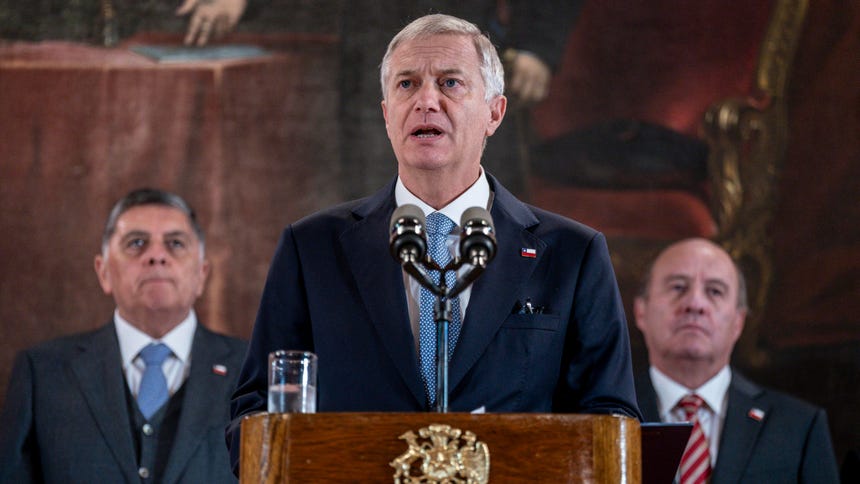 José Antonio Kast admite que se equivocó al invitar a un almuerzo a unos amigos en la sede del Gobierno