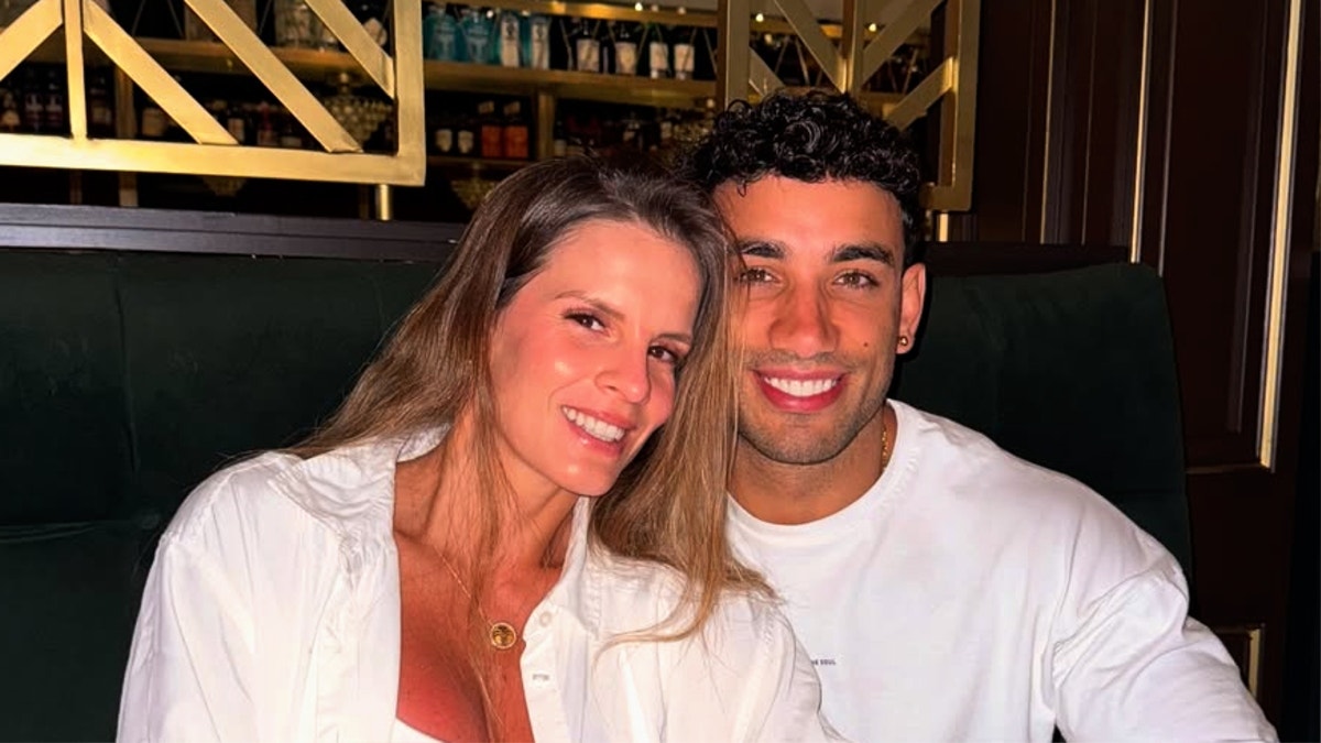 Said Palao celebra primer año de matrimonio con Alejandra Baigorria: "Nos toca estar lejos"