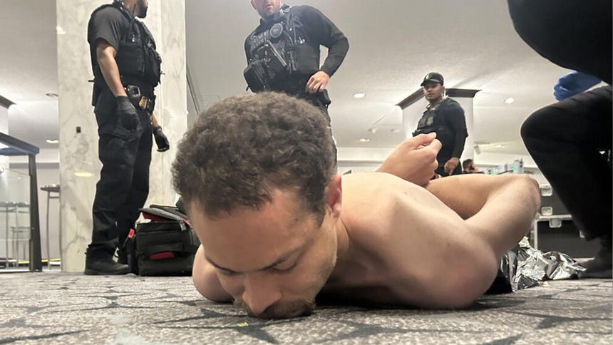 Cole Tomas Allen, el sospechoso del tiroteo en cena de corresponsales, es imputado por tratar de asesinar a Trump